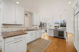 611 Elmwood Ave, Wilmette, IL 60091 - Photo 11