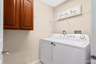 1011 Reserve Drive, Elgin, IL 60124 - Photo 7