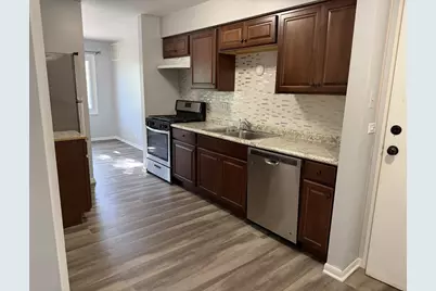 2920 Roberts Drive #5, Woodridge, IL 60517 - Photo 3