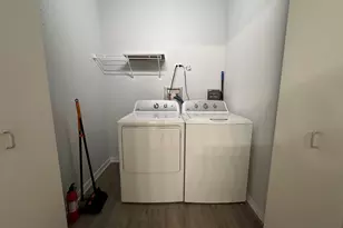 235 W Van Buren St, Chicago, IL 60607 - Photo 13