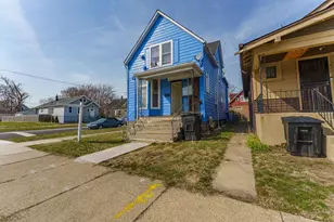 324 W 114th St, Chicago, IL 60628 - Photo 3