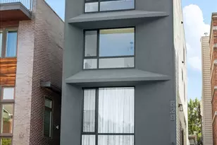 529 N Hartland Ct, Chicago, IL 60622 - Photo 3