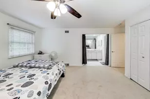 1110 S Plum Tree Ln, Palatine, IL 60067 - Photo 11