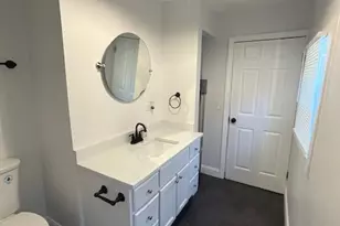 1703 Hermon Ave, Zion, IL 60099 - Photo 7