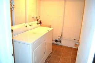 1306 Forestdale Ct, Schaumburg, IL 60193 - Photo 15