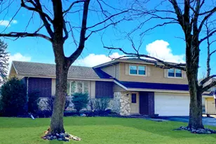 6111 W 128th St, Palos Heights, IL 60463 - Photo 1