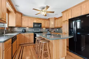 3505 Lyle Ln, Crete, IL 60417 - Photo 5