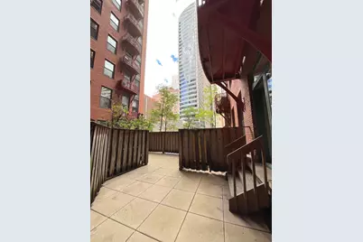 208 W Washington Street #509, Chicago, IL 60606 - Photo 17