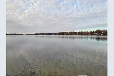 33211 N Island Avenue, Grayslake, IL 60030 - Photo 7