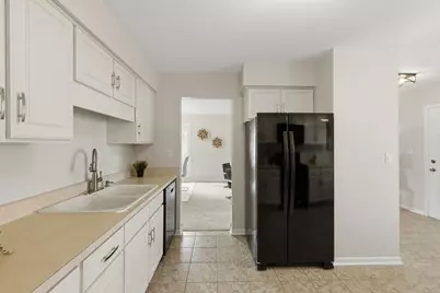 1328 Big Horn Trail, Carol Stream, IL 60188 - Photo 11