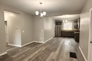 920 Hall St, Streator, IL 61364 - Photo 3