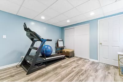 308 S Hackberry Circle, Round Lake, IL 60073 - Photo 25