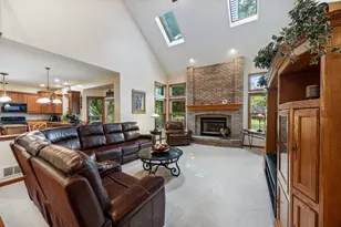 238 Willowwood Dr, Oswego, IL 60543 - Photo 15