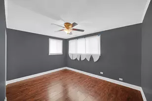 261 Minocqua St, Park Forest, IL 60466 - Photo 13