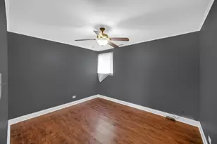 261 Minocqua St, Park Forest, IL 60466 - Photo 11