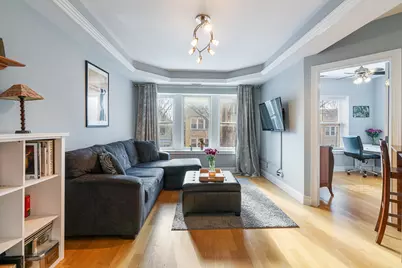 3654 W Belle Plaine Avenue #303, Chicago, IL 60618 - Photo 3