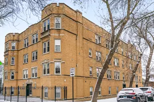 3654 W Belle Plaine Ave, Chicago, IL 60618 - Photo 21