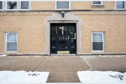 3654 W Belle Plaine Avenue #303, Chicago, IL 60618 - Photo 21