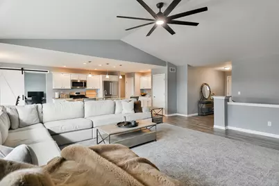 213 English Oak Lane, Poplar Grove, IL 61065 - Photo 13