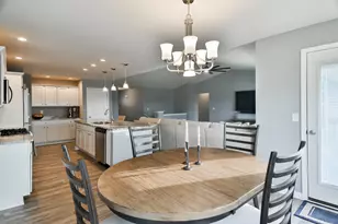 213 English Oak Ln, Poplar Grove, IL 61065 - Photo 11