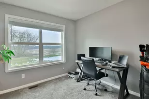 213 English Oak Ln, Poplar Grove, IL 61065 - Photo 17