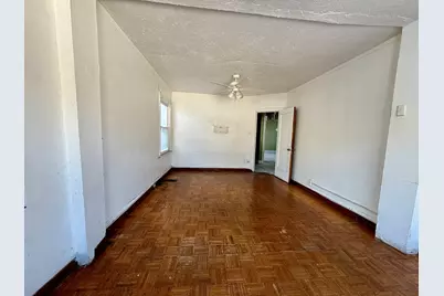 7741 S Oglesby Avenue, Chicago, IL 60649 - Photo 9