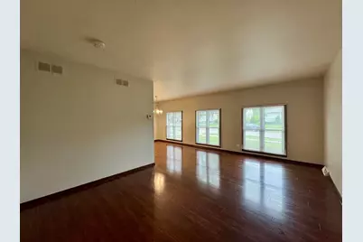 18013 Park Avenue, Lansing, IL 60438 - Photo 3