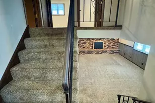 18013 Park Ave, Lansing, IL 60438 - Photo 17