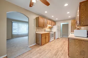 46 Ingleshire Rd, Montgomery, IL 60538 - Photo 11