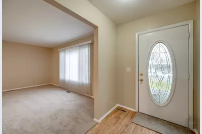 46 Ingleshire Road, Montgomery, IL 60538 - Photo 3