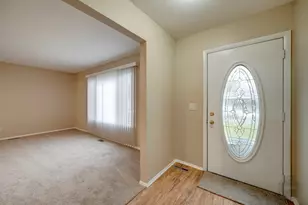 46 Ingleshire Rd, Montgomery, IL 60538 - Photo 3