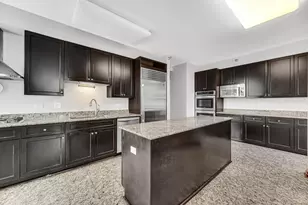 33 W Ontario St, Chicago, IL 60610 - Photo 7