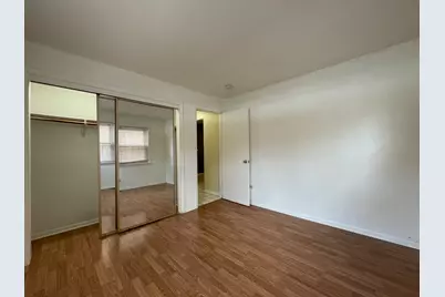 [Address not provided], Elmwood Park, IL 60707 - Photo 7