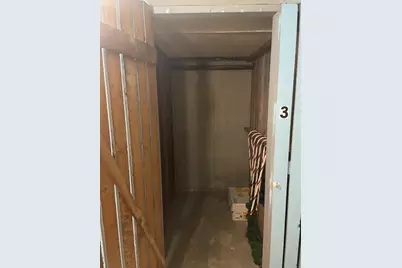 [Address not provided], Elmwood Park, IL 60707 - Photo 13