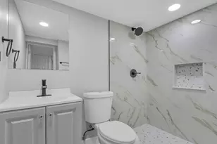 31 W US Hwy 45, Vernon Hills, IL 60061 - Photo 19