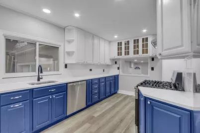 31 W US Highway 45, Vernon Hills, IL 60061 - Photo 9