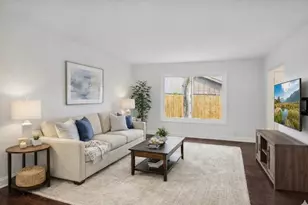 366 Ventura Club Dr, Roselle, IL 60172 - Photo 7