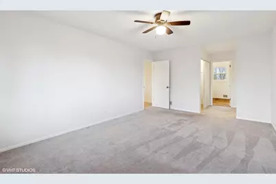 366 Ventura Club Drive, Roselle, IL 60172 - Photo 19