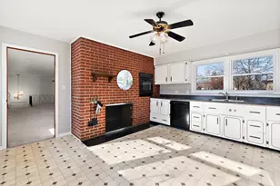 13 Riegel Oaks Ln, Homewood, IL 60430 - Photo 17