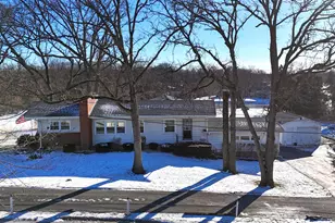 13 Riegel Oaks Ln, Homewood, IL 60430 - Photo 3