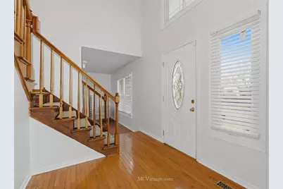 1070 N Ashbury Avenue, Bolingbrook, IL 60440 - Photo 3