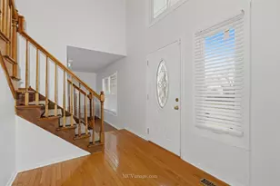 1070 N Ashbury Ave, Bolingbrook, IL 60440 - Photo 3