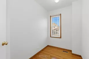 1070 N Ashbury Ave, Bolingbrook, IL 60440 - Photo 15