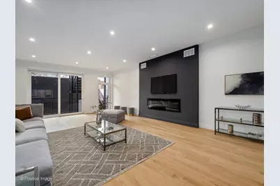 2651 W Augusta Boulevard #1, Chicago, IL 60622 - Photo 9