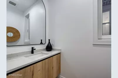 2651 W Augusta Boulevard #1, Chicago, IL 60622 - Photo 15