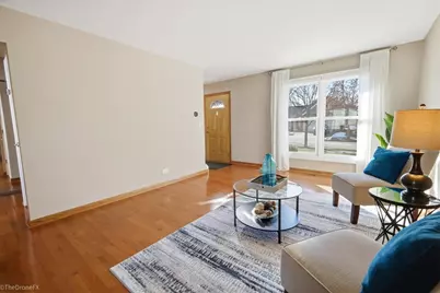 725 Leslie Lane, Schaumburg, IL 60194 - Photo 3