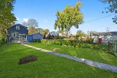 2011 Grey Avenue, Evanston, IL 60201 - Photo 25