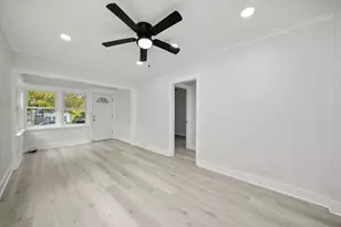 2011 Grey Ave, Evanston, IL 60201 - Photo 5