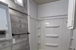 708 N Madison St, Lincoln, IL 62656 - Photo 7