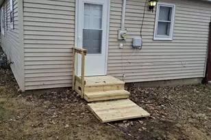 708 N Madison St, Lincoln, IL 62656 - Photo 3